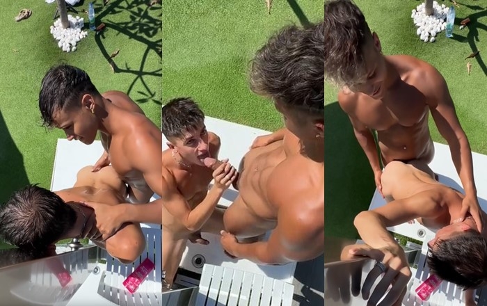 Denis Danny playing in shower