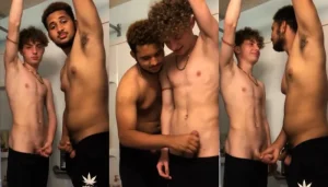 besties explore their limits under the bath