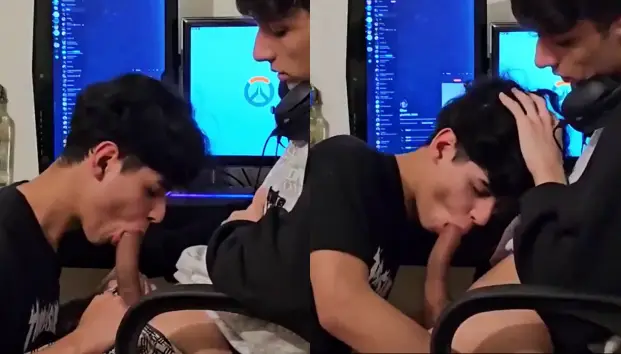 Pausing the Game to Get a Blowjob