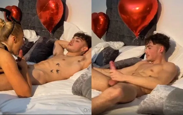cute tiktoker fucking two pussies